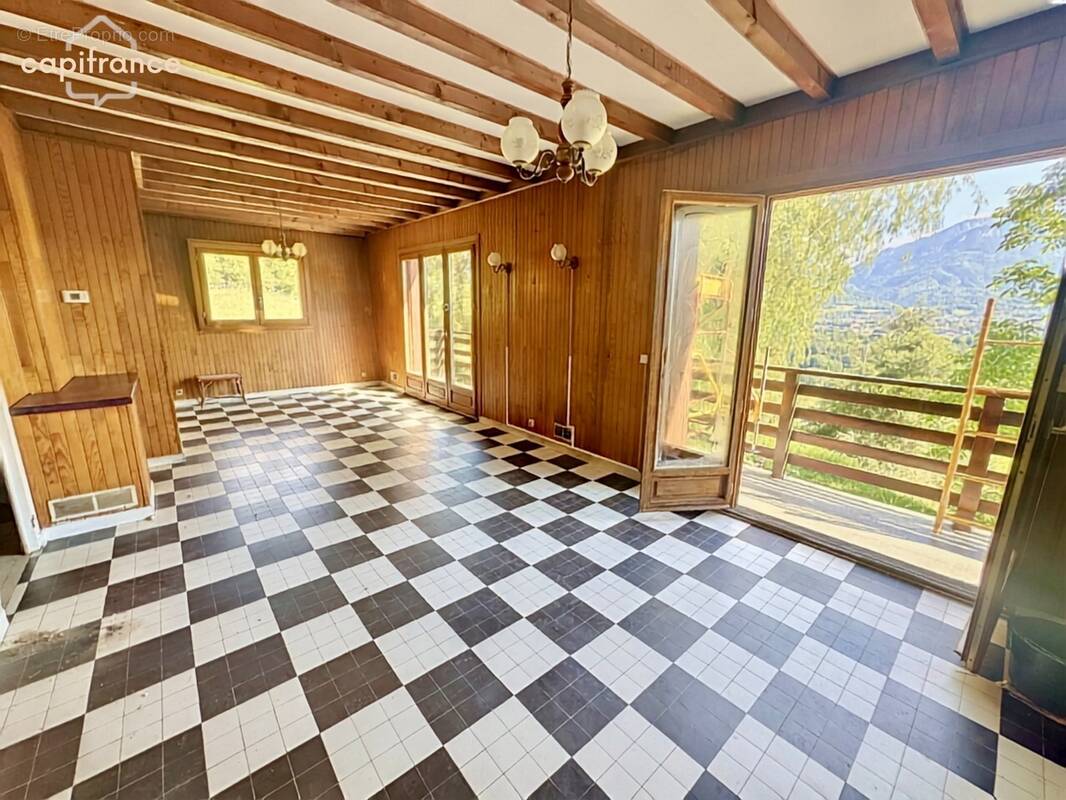 Maison à BONNEVILLE