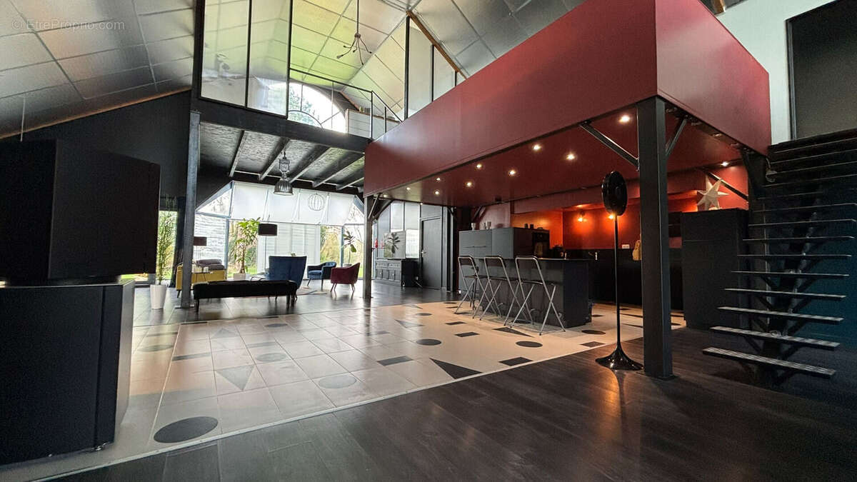 Maison à POULDREUZIC