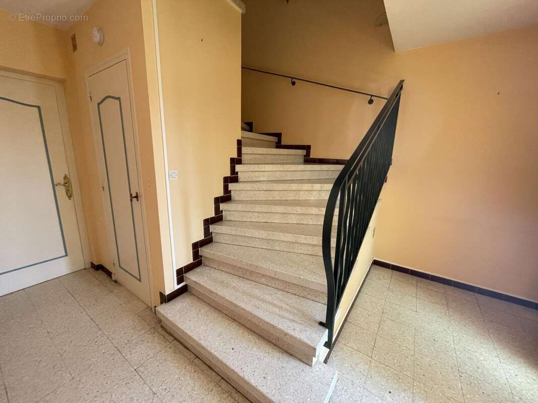 Maison à GUILHERAND-GRANGES