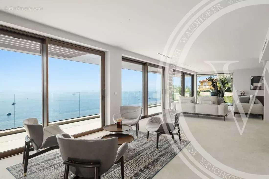 Maison à ROQUEBRUNE-CAP-MARTIN