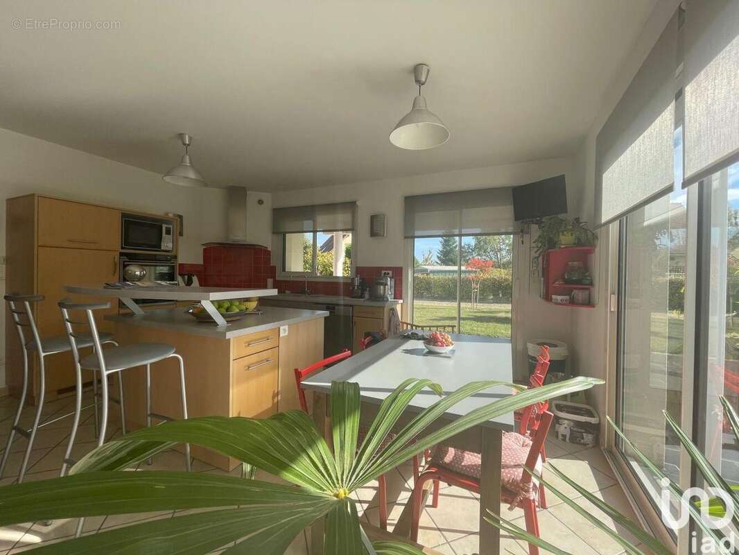 Photo 3 - Maison à VIRONVAY