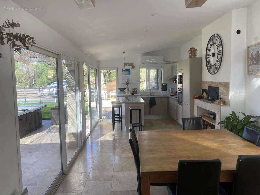 Maison à LA BOUILLADISSE