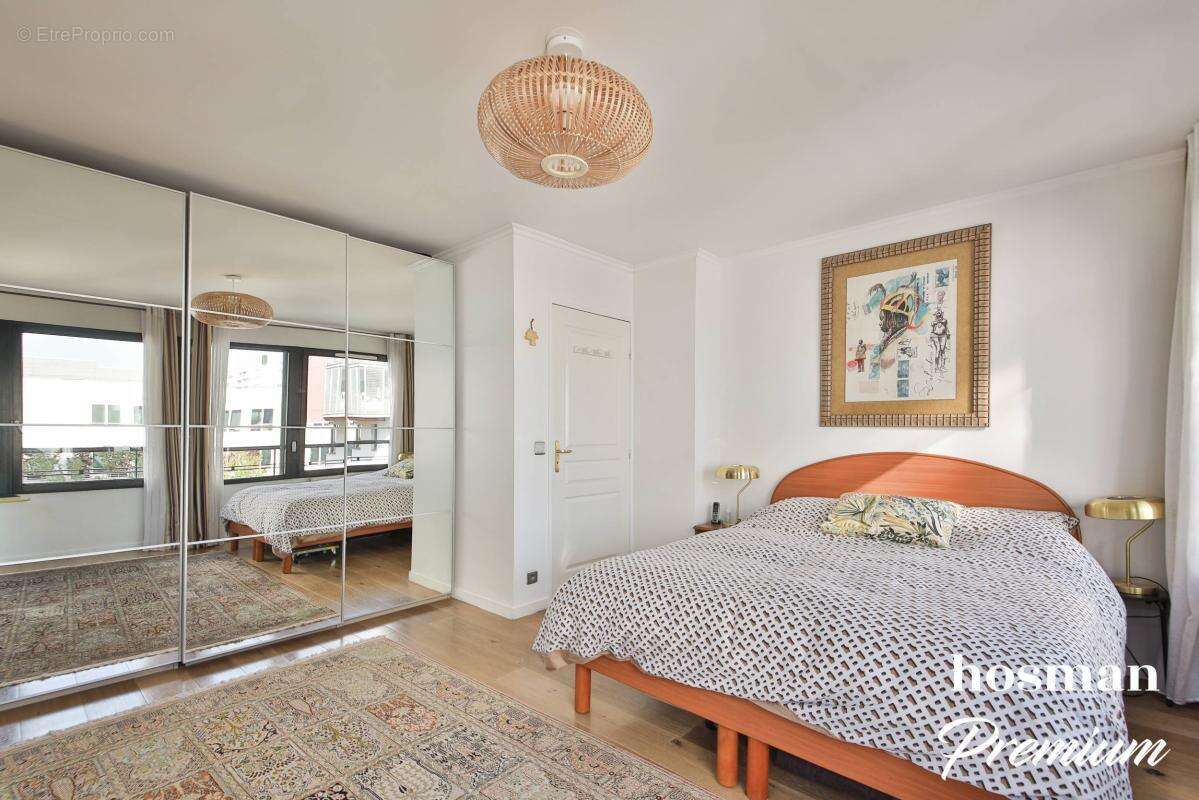 Appartement à PARIS-17E