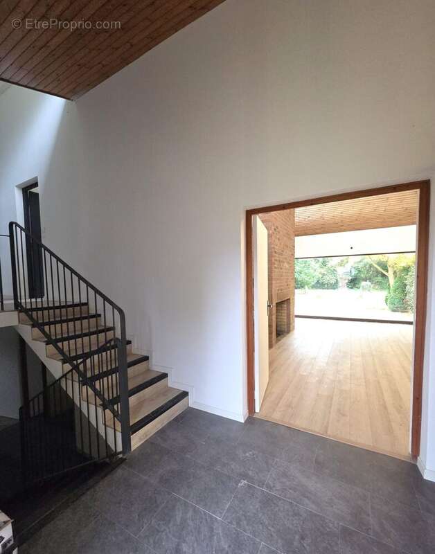 Maison à AULNOYE-AYMERIES