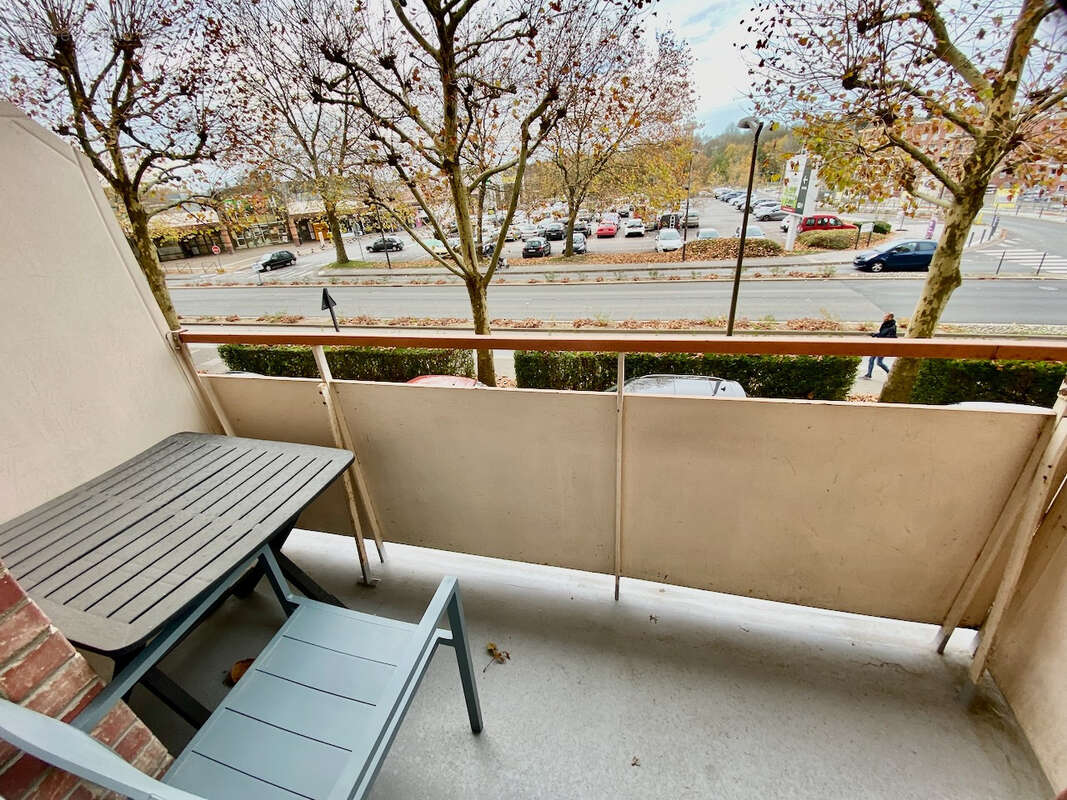 Centre ville maubeuge appartement 2 chambres et balcon - photo 9