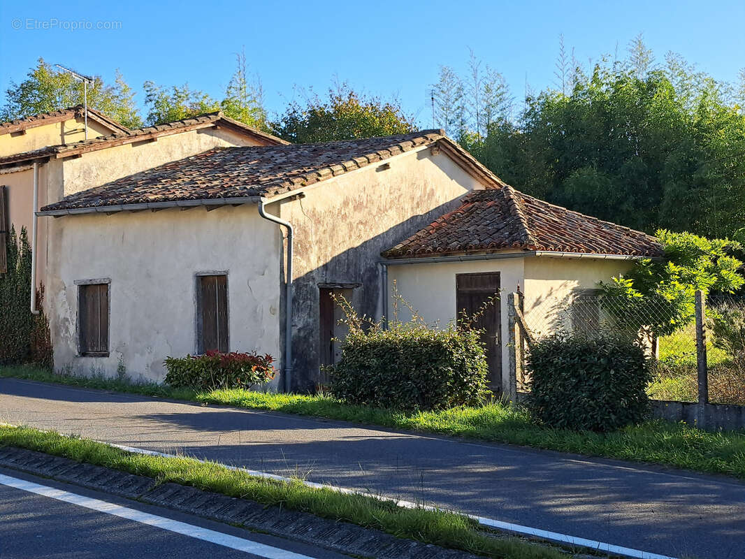 Maison à CONDEON