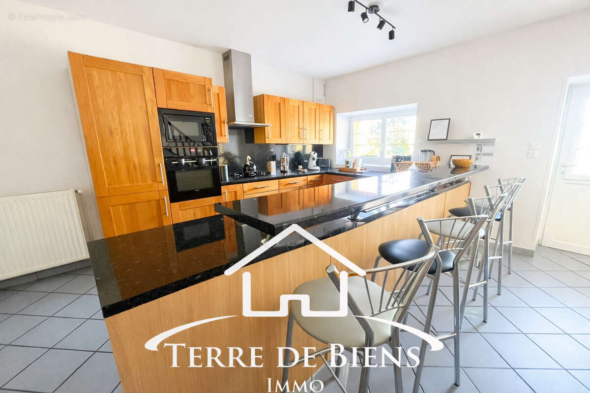 Maison à BERZY-LE-SEC