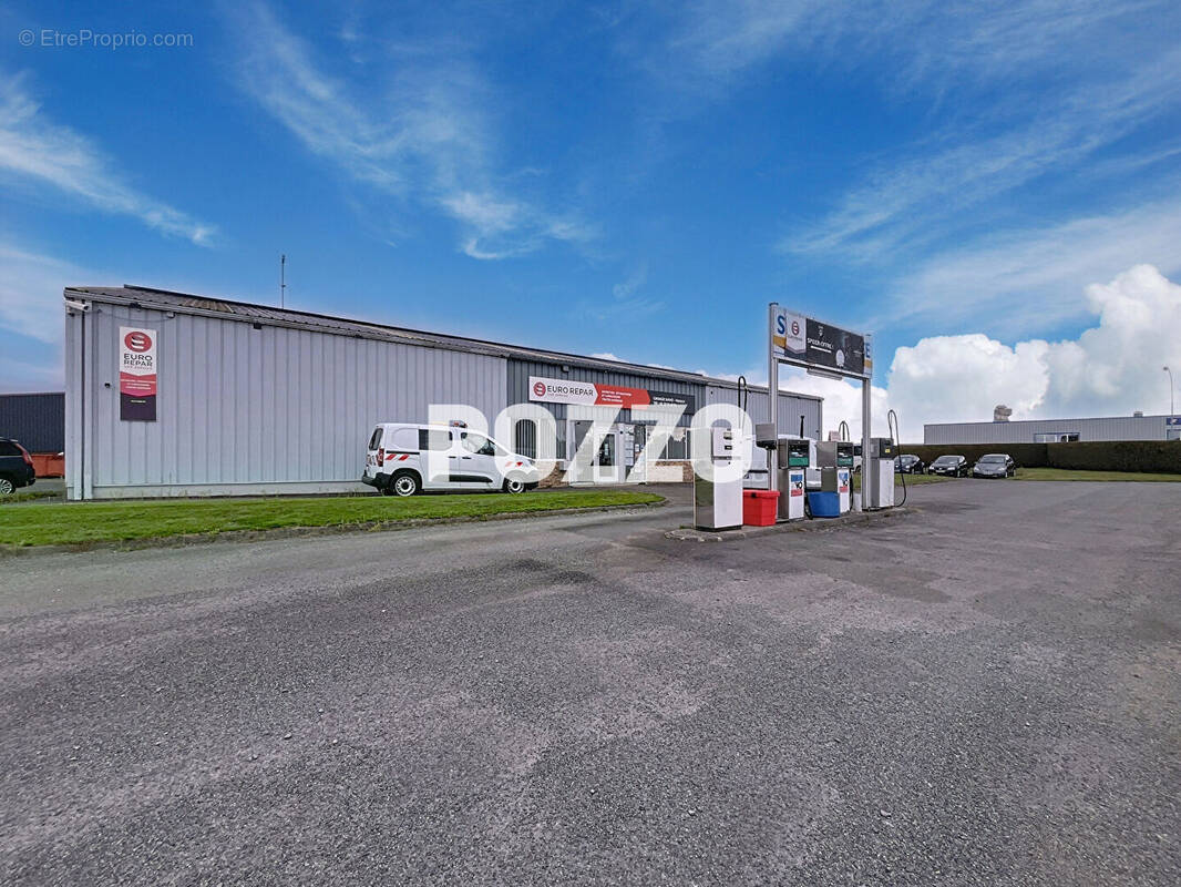 Commerce à BARENTON