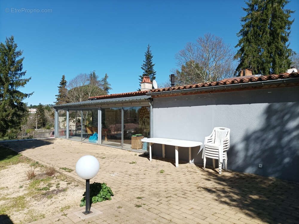Maison à FUMEL