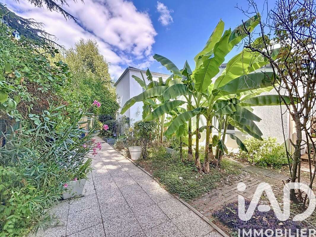 Photo 3 - Maison à GRETZ-ARMAINVILLIERS