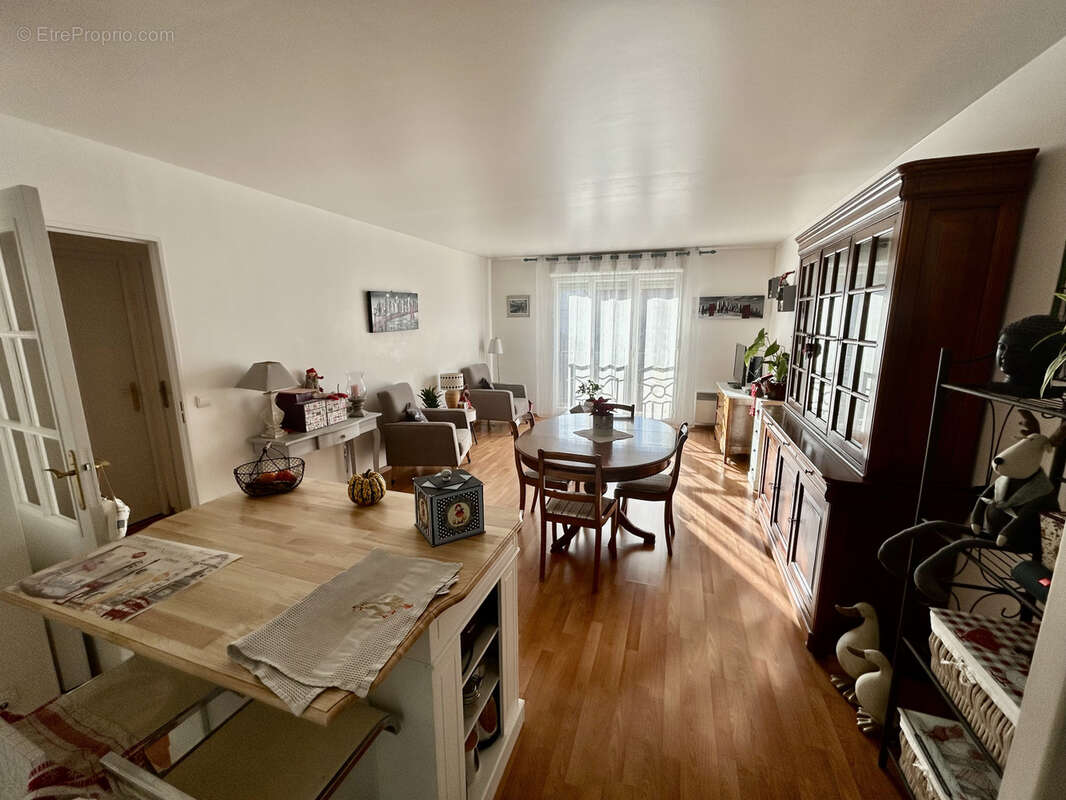 Appartement à CLAYE-SOUILLY