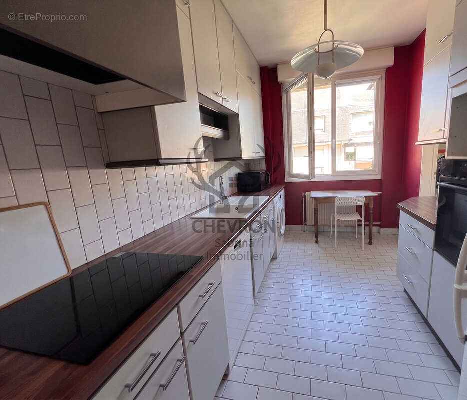 Appartement à CHARLEVILLE-MEZIERES