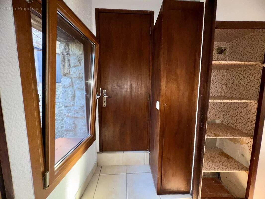 Appartement à PEILLON