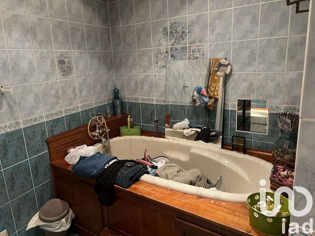 Photo 5 - Maison à COURCOME