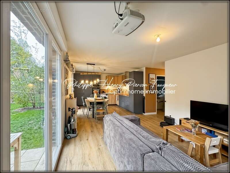 Appartement à MONS-EN-BAROEUL