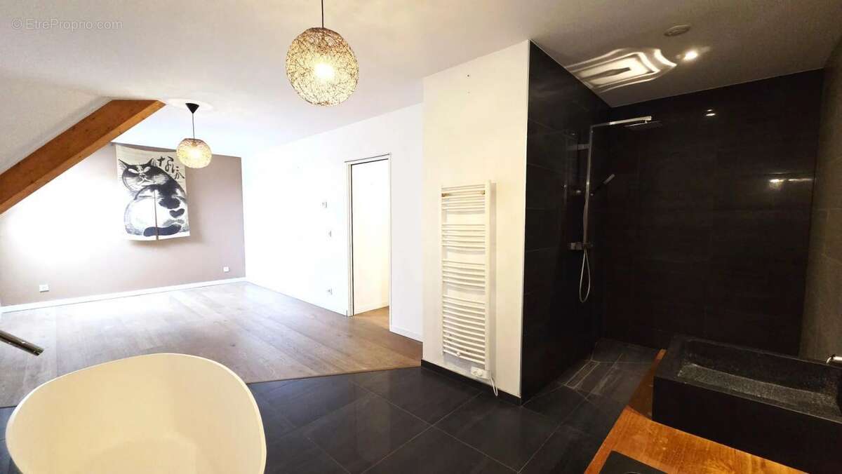 Appartement à ARTHAZ-PONT-NOTRE-DAME