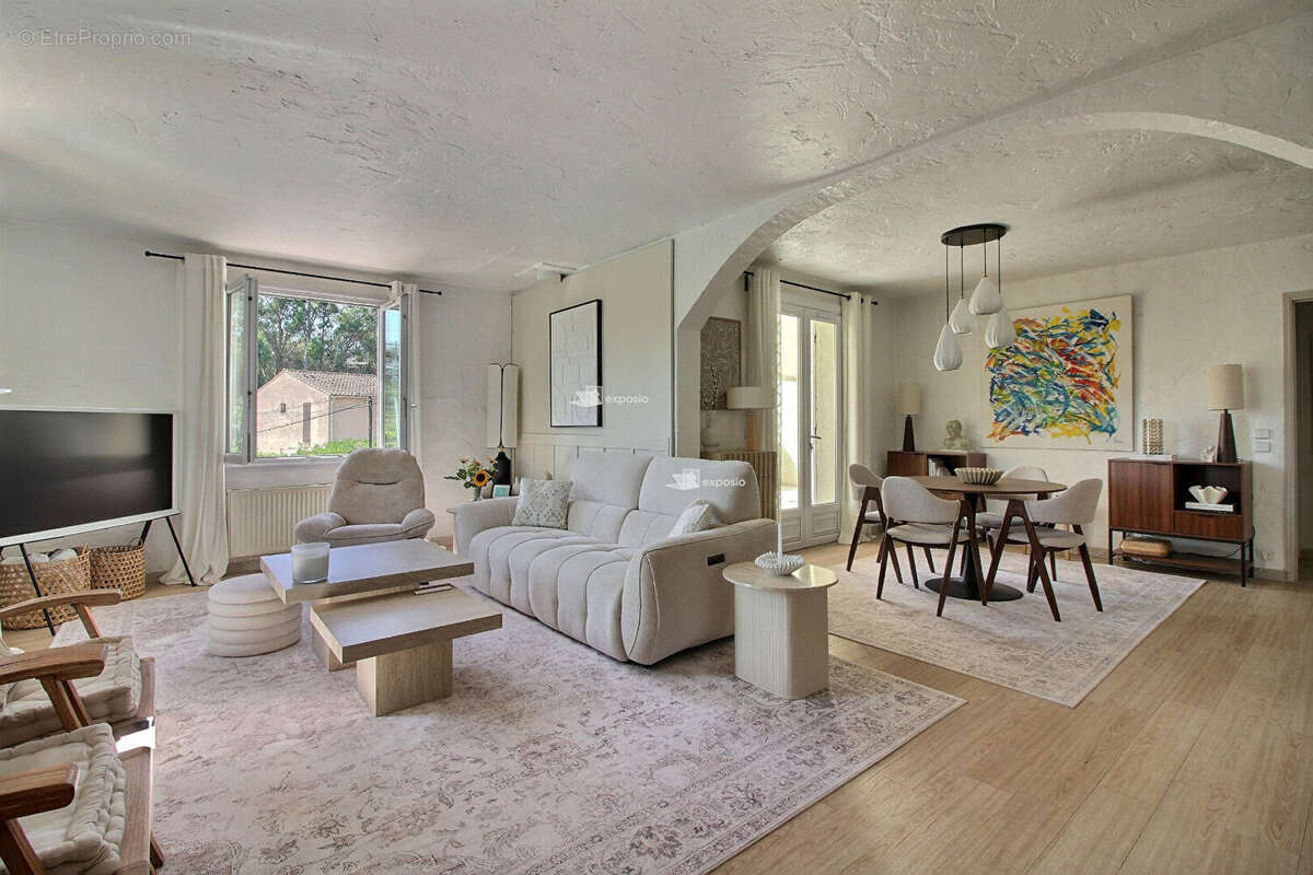 Maison à MOUGINS