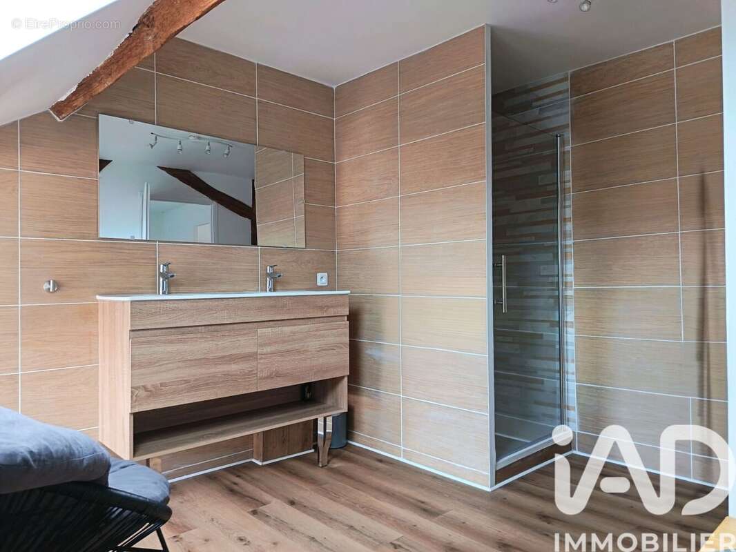 Maison 86 m² à Binas  - photo 8