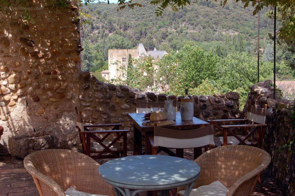 Maison à ALLEMAGNE-EN-PROVENCE