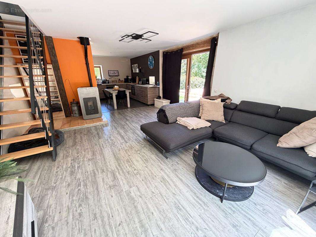Cahors, maison en pierre rénovée avec piscine - photo 7