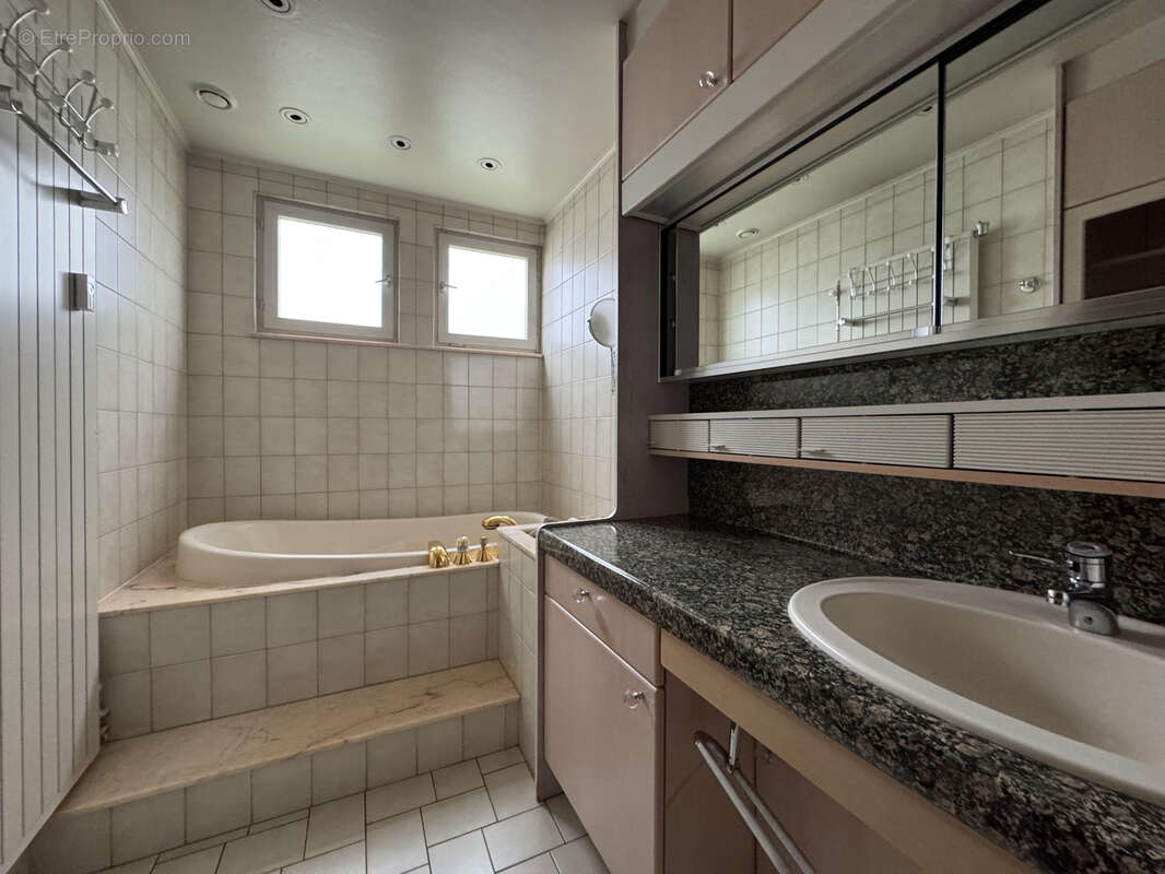 Maison à DIEMERINGEN