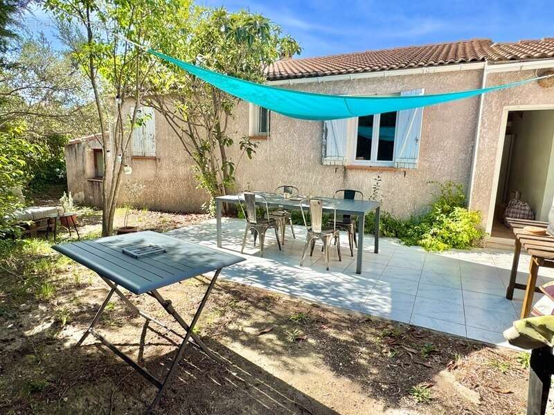 Maison à LA FARE-LES-OLIVIERS