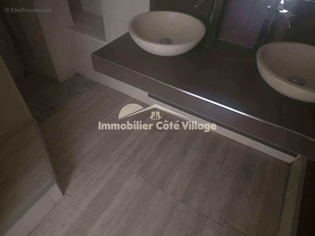 Appartement à TOUET-DE-L'ESCARENE