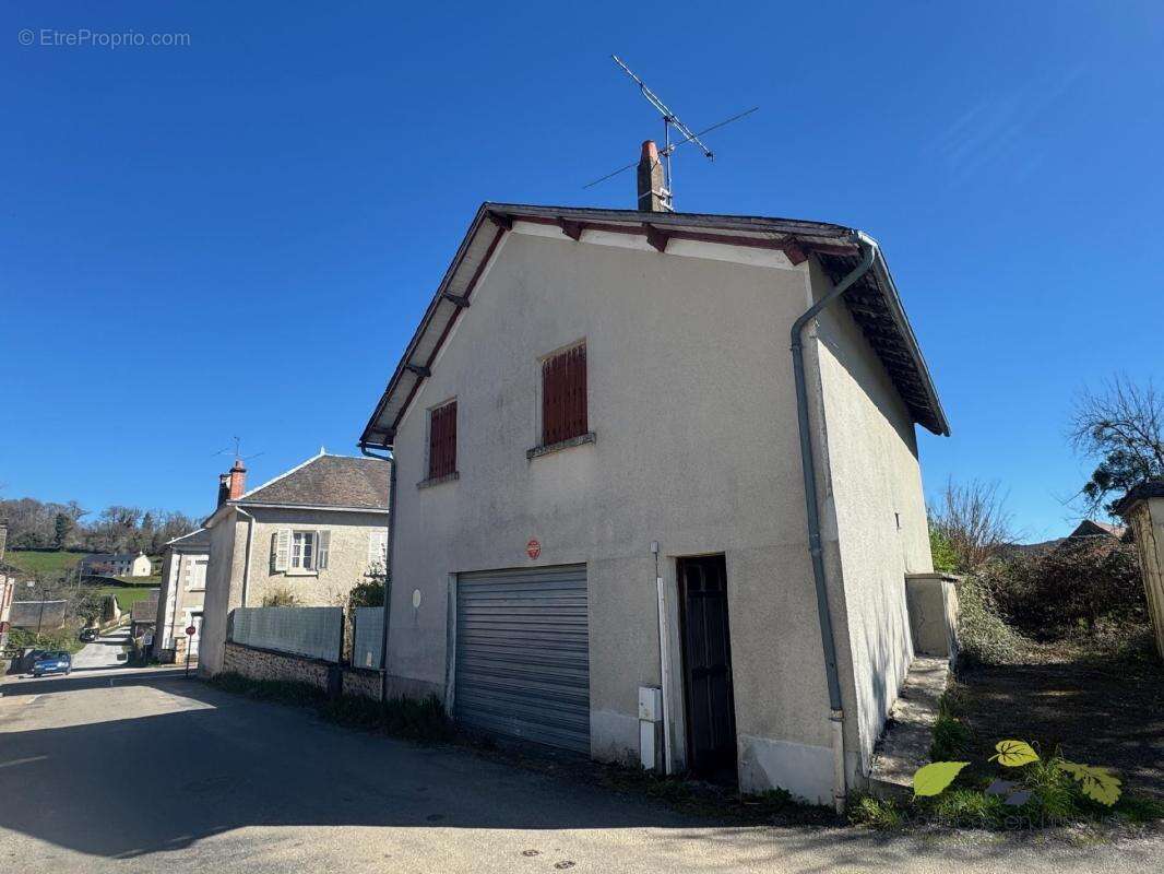 Maison à LA CROISILLE-SUR-BRIANCE