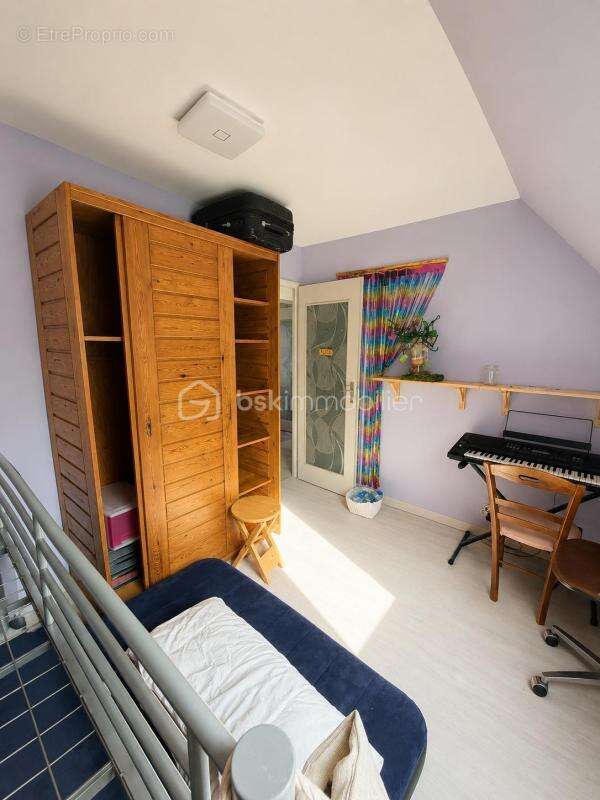 Maison familiale 98 m² avec garage, chalet et jardin de 777 m² — Chaumont-en-Vexin - photo 8