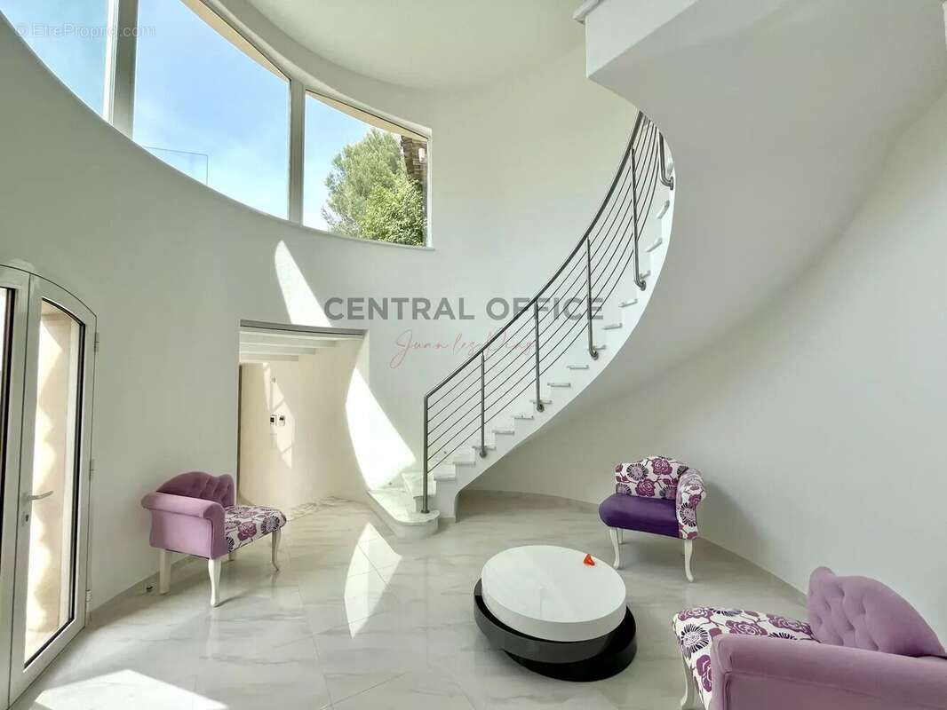 Maison à MOUGINS