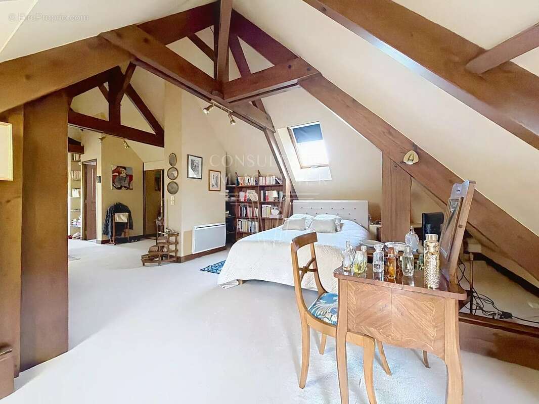 Maison à LE VESINET