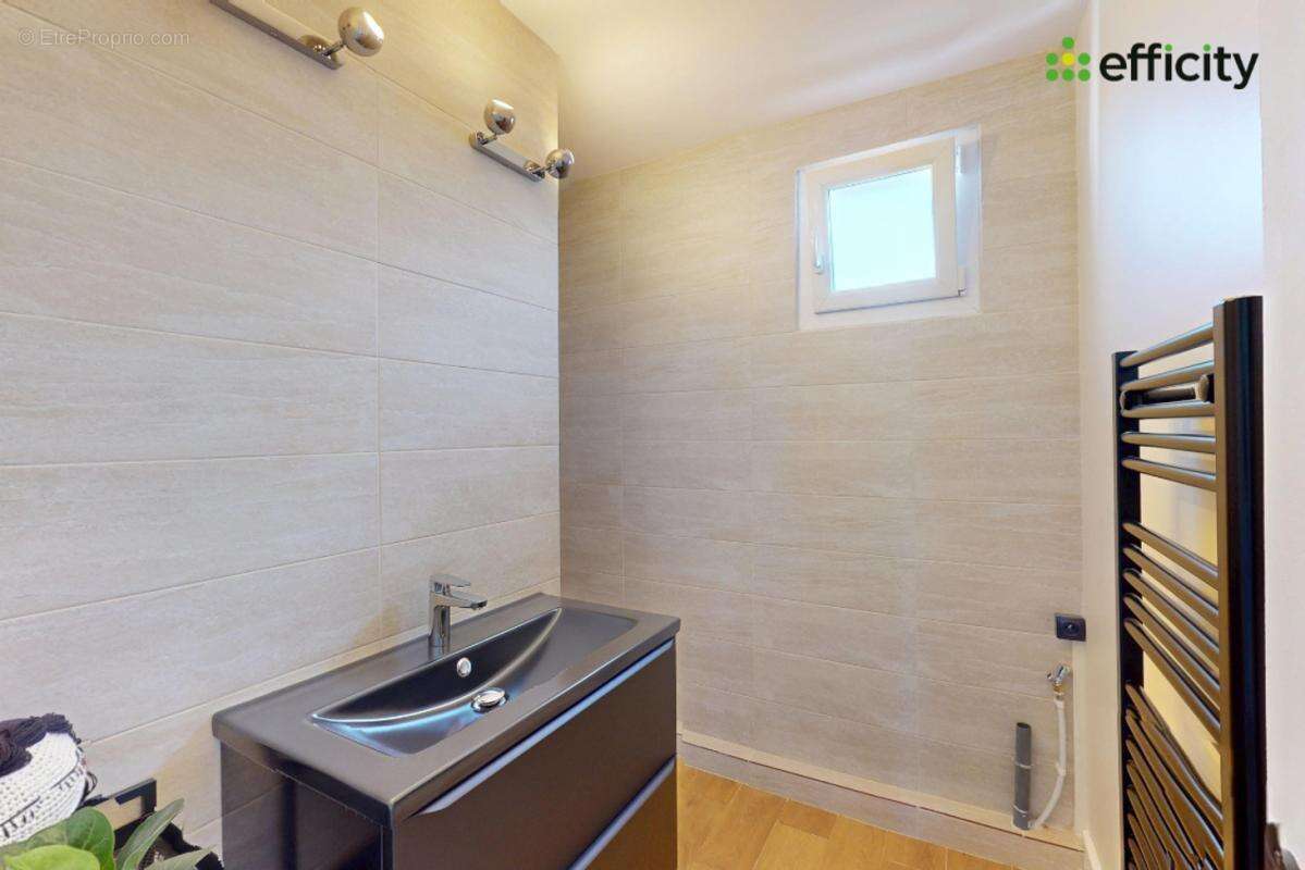 Appartement à CALUIRE-ET-CUIRE