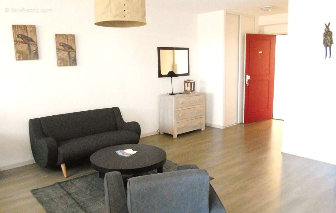 INVESTISSEMENT LOCATIF  Yzeure  Résidence Seniors Les Jardins du Danube - 6,75% de rentabilité - photo 4