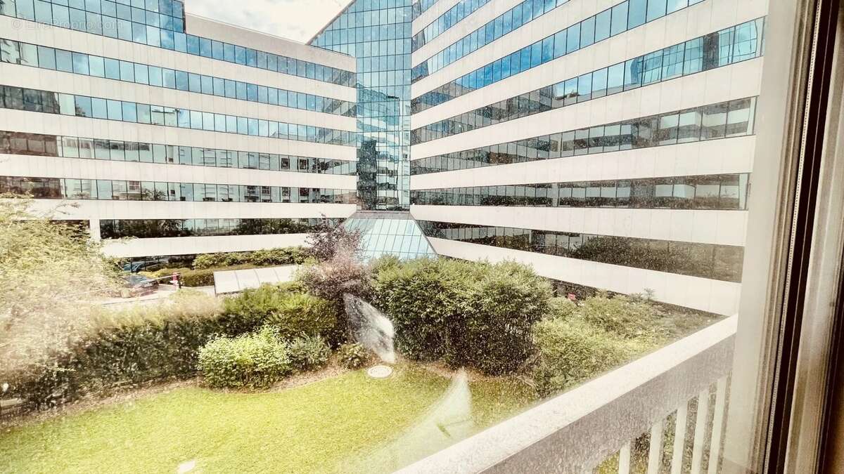 Appartement à LEVALLOIS-PERRET
