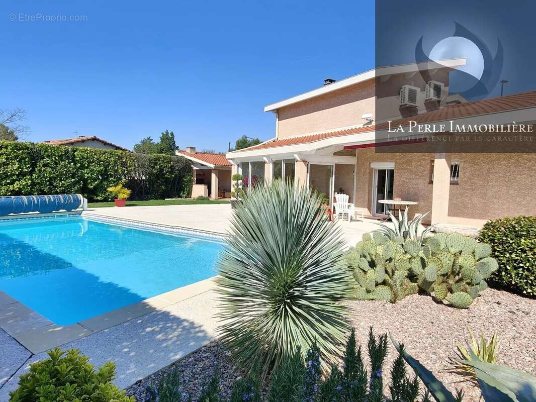 Maison à GRATENTOUR