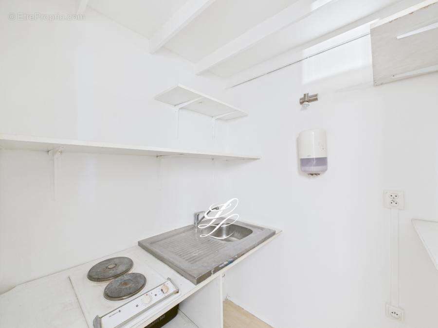 Commerce à PARIS-15E