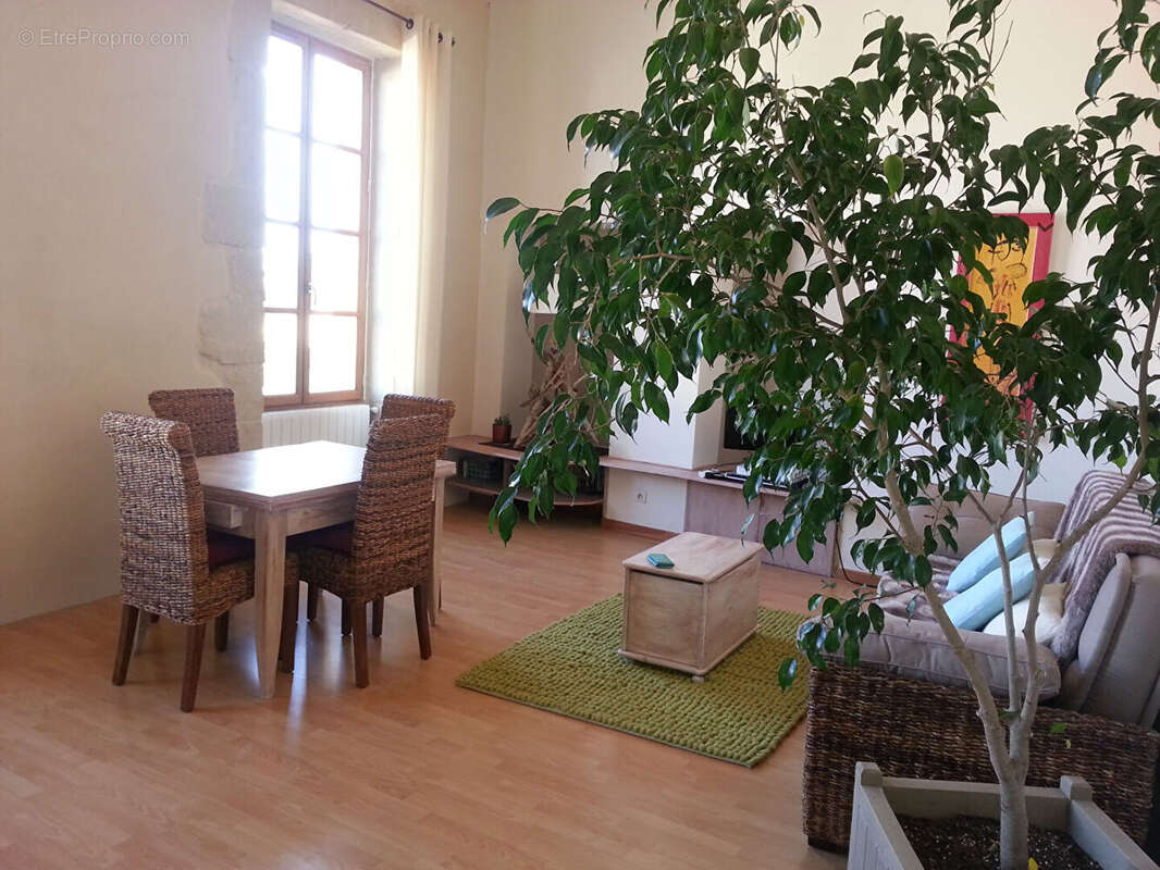 Appartement à CALVISSON