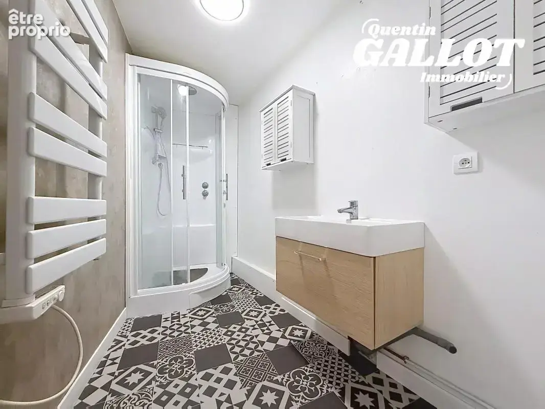 Maison 2 chambres + cour - photo 7