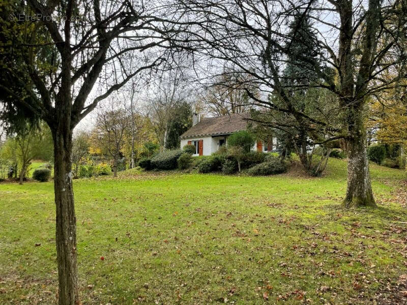 Maison à AUTHON-DU-PERCHE