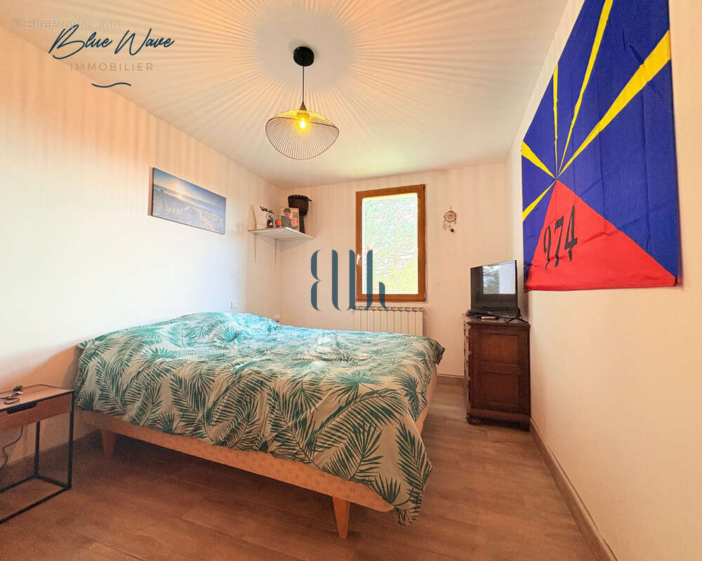 Maison à SAINTE-CROIX-DU-VERDON