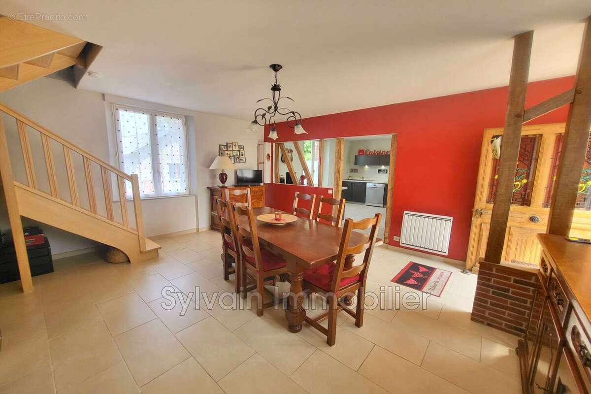 Maison à MORVILLERS