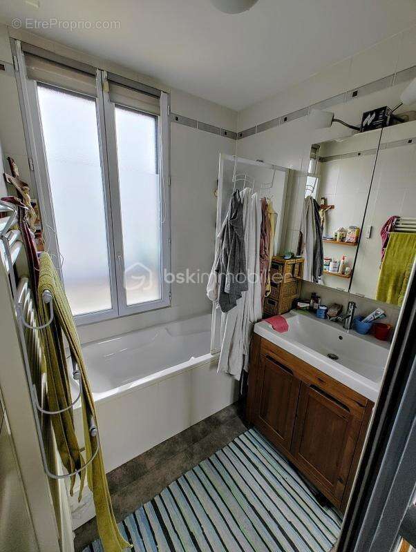 Maison à BAGNEAUX-SUR-LOING