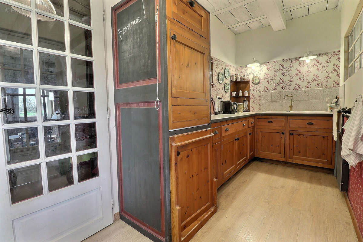 Maison à SAINT-CIERS-SUR-GIRONDE