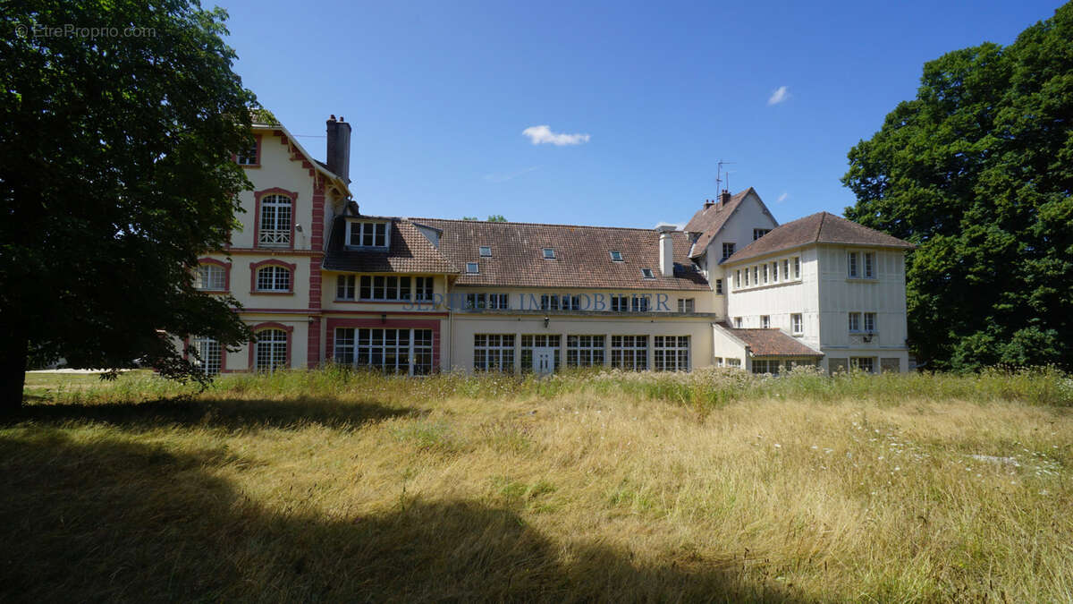 Maison à THOIRY