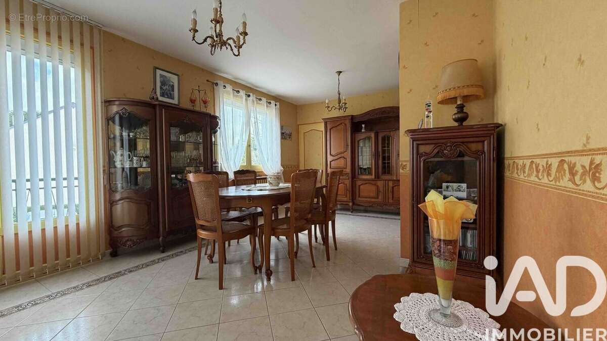 Photo 4 - Maison à BEAUMONT-EN-VERON