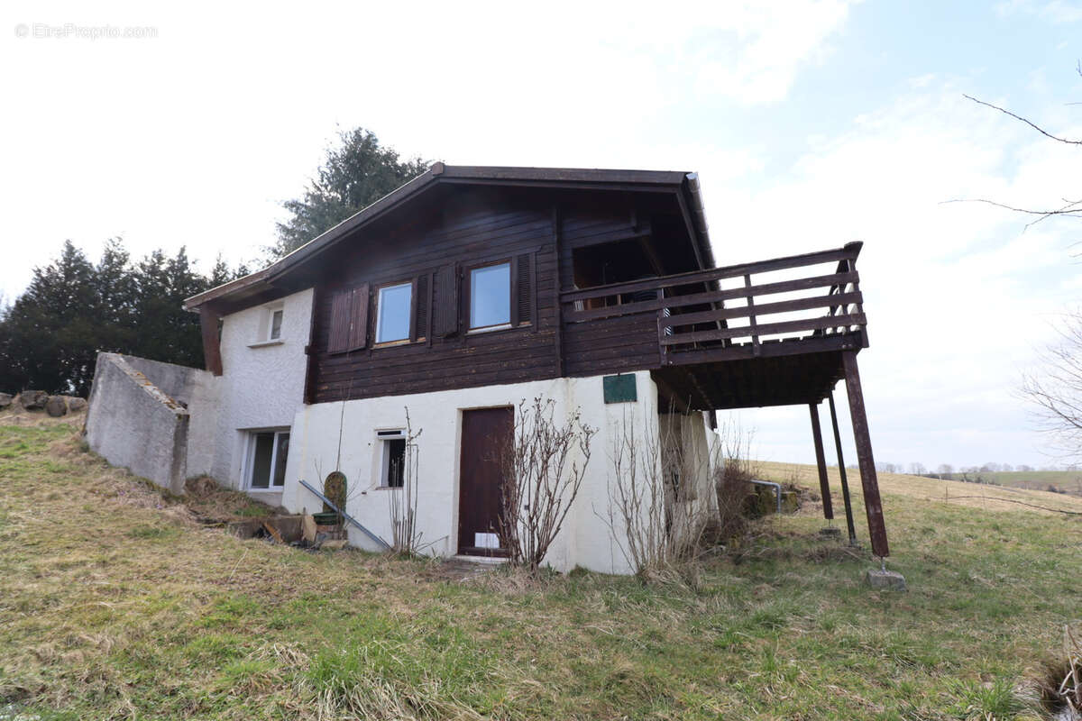 Maison à AVEZE