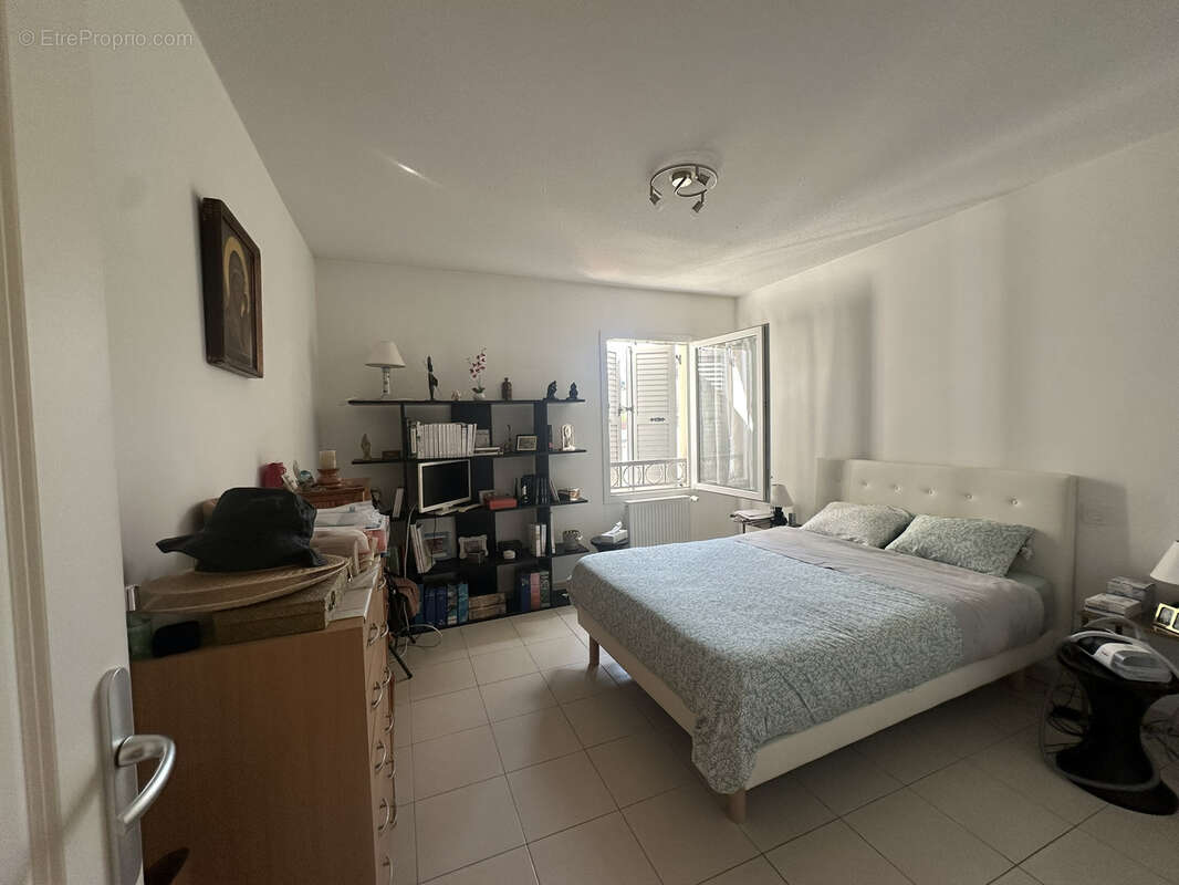 Appartement à PUGET-SUR-ARGENS