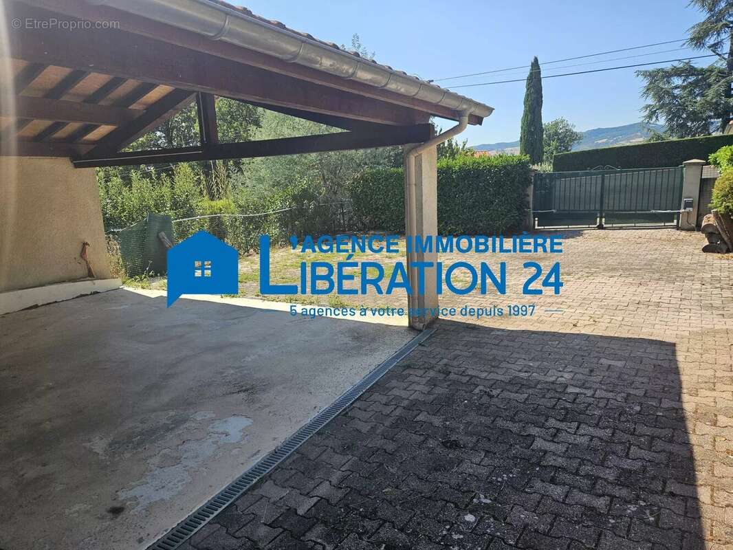 Villa plain pied 193m² avec terrain plat 1457m² - photo 6
