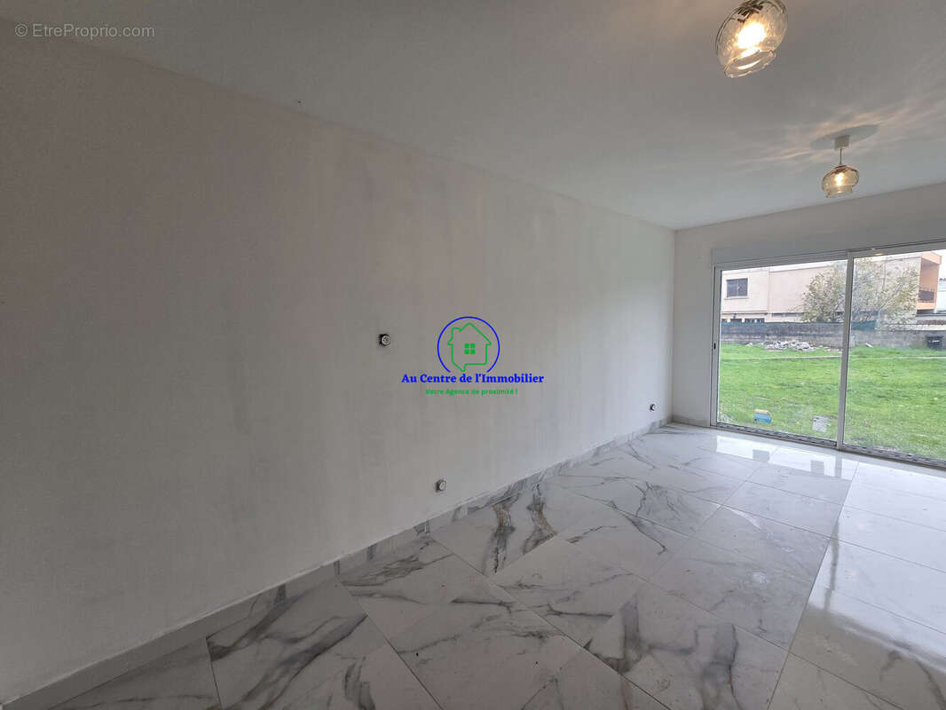 Maison à BON-ENCONTRE