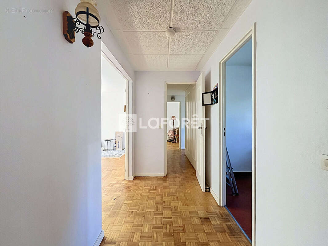 Appartement familial 4 pièces de 70 m² - Centre Ouest Montesson - photo 3